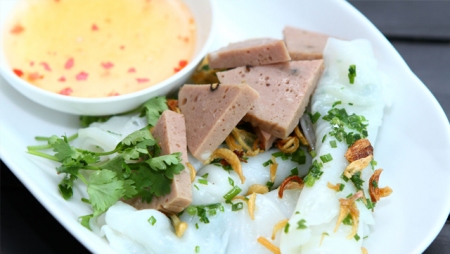 Bánh Ướt Chả Lụa