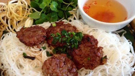 Bún Chả